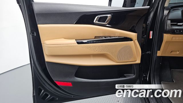 Kia Canival 2023 — photo 14