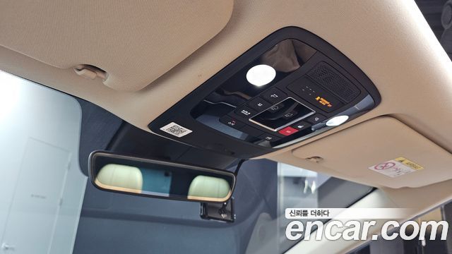 Kia Canival 2023 — photo 28
