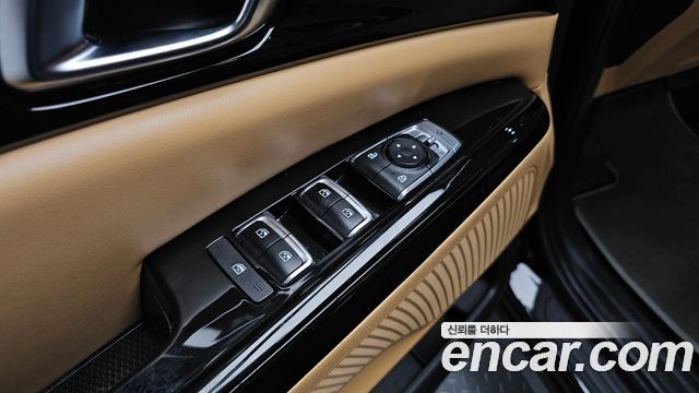 Kia Canival 2023 — photo 29