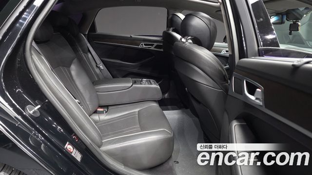 Hyundai Genesis 2016 — photo 12