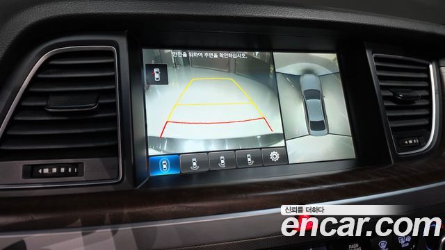 Hyundai Genesis 2016 — photo 16