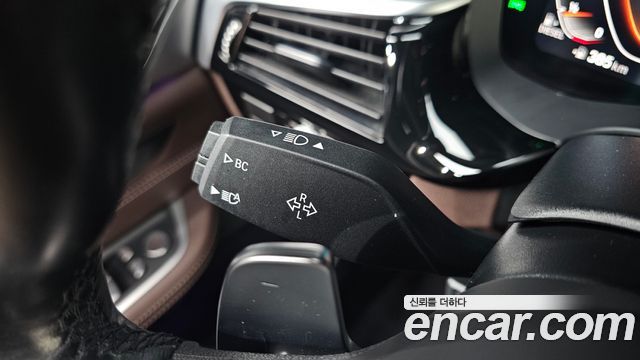 BMW Gran Turismo 2023 — photo 29