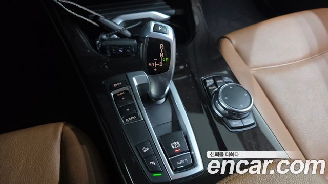 BMW X3 2016 — photo 9