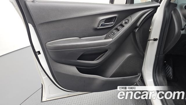 Chevrolet Korea Trax 2015 — photo 14