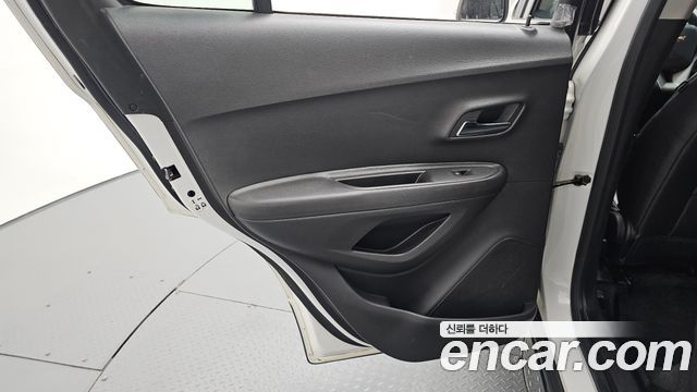 Chevrolet Korea Trax 2015 — photo 15