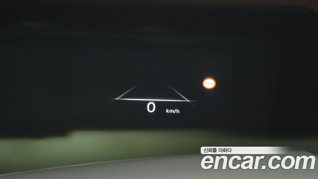 Genesis G80 2022 — photo 22
