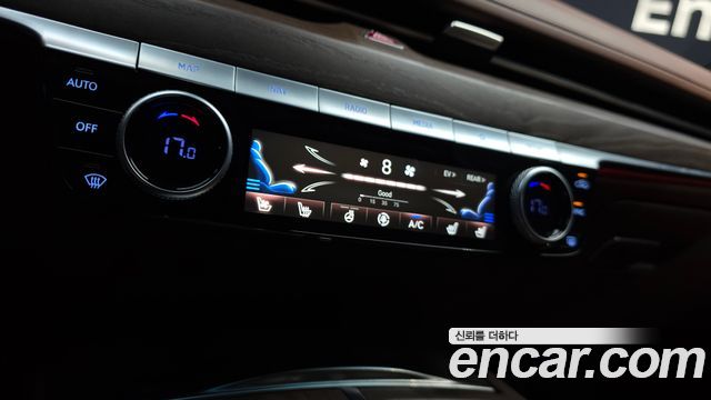 Genesis G80 2022 — photo 29
