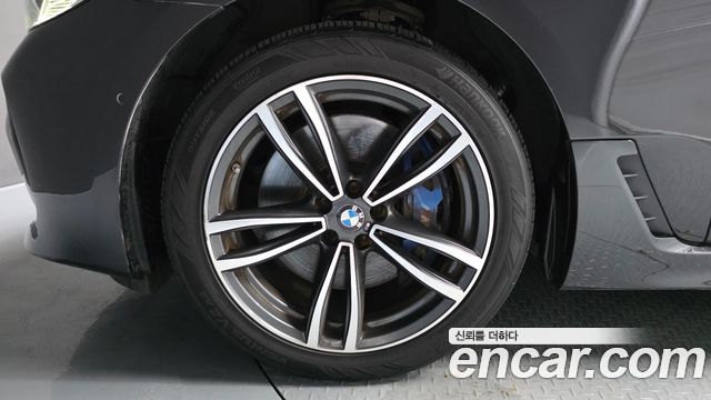 BMW Gran Turismo 2022 — photo 5