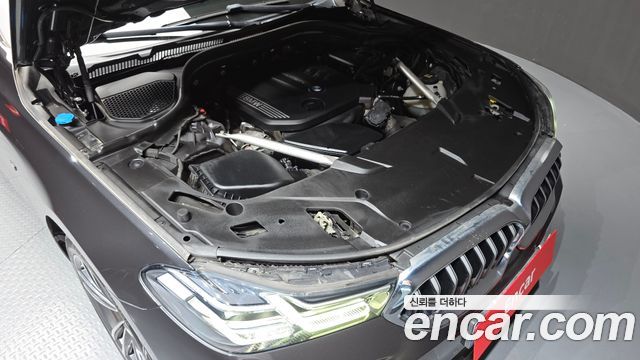 BMW Gran Turismo 2022 — photo 6