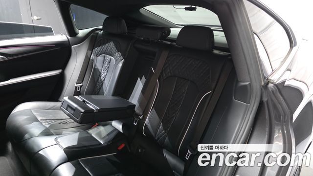 BMW Gran Turismo 2022 — photo 18