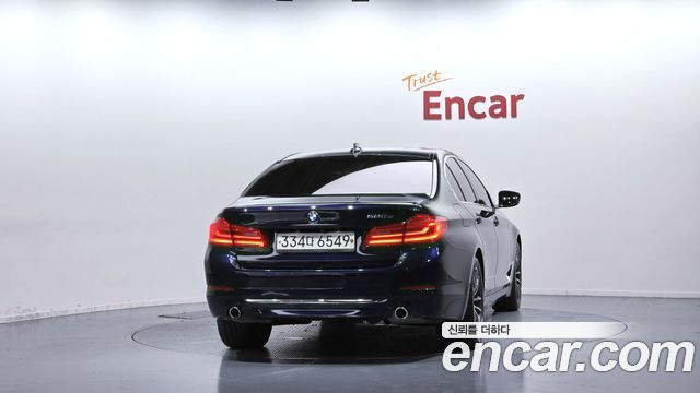 BMW 5-Series 2020 — photo 4
