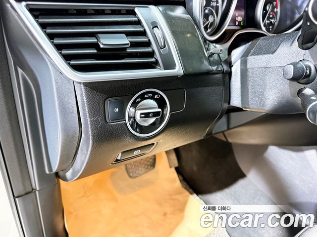 Mercedes-Benz M-class 2015 — photo 9