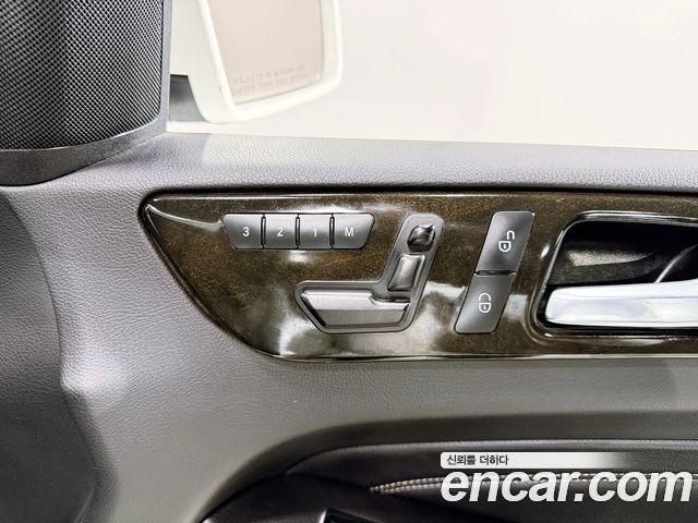Mercedes-Benz M-class 2015 — photo 16