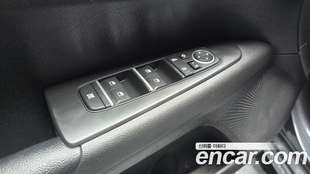 Kia K3 2022 — photo 30