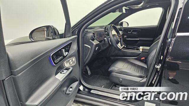 Mercedes-Benz GLC-Class 2024 — photo 13