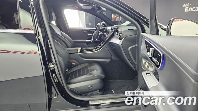 Mercedes-Benz GLC-Class 2024 — photo 17