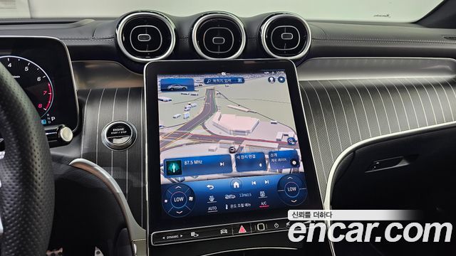 Mercedes-Benz GLC-Class 2024 — photo 20