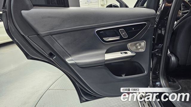 Mercedes-Benz GLC-Class 2024 — photo 15
