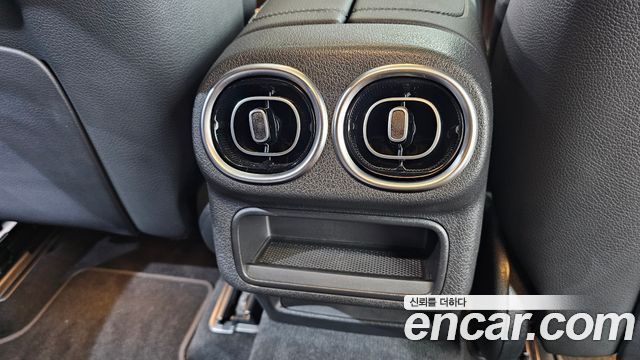 Mercedes-Benz GLC-Class 2024 — photo 31