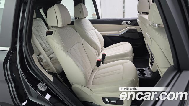 BMW X7 2026 — photo 17