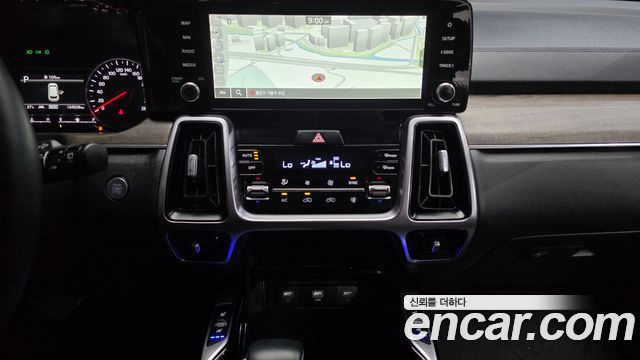 Kia Sorento 2023 — photo 15