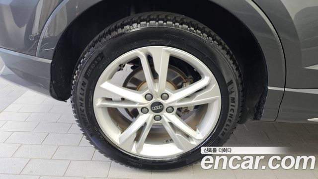 Audi Q3 2023 — photo 5