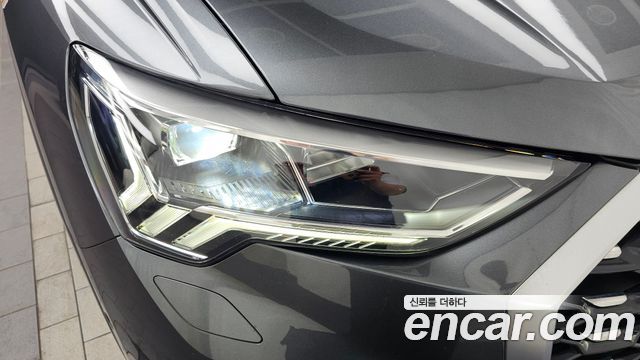 Audi Q3 2023 — photo 8