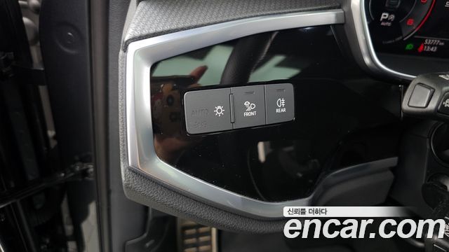 Audi Q3 2023 — photo 27