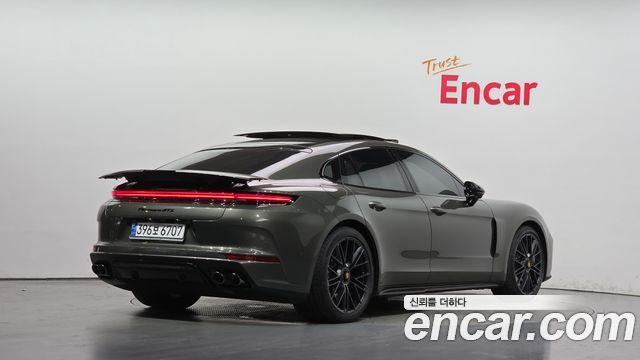 Porsche Panamera 2025 — photo 2