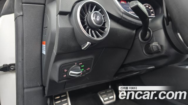 Audi TT 2016 — photo 16