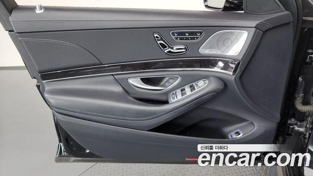 Mercedes-Benz S-Class 2018 — photo 14