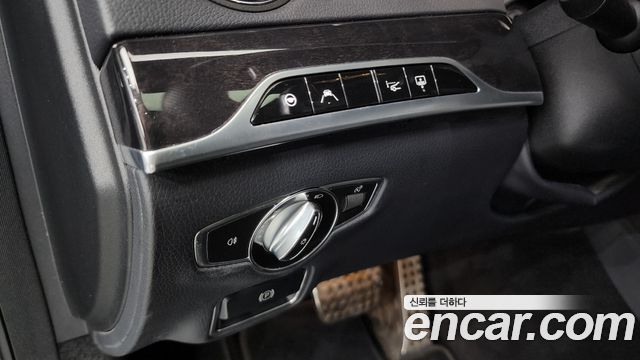 Mercedes-Benz S-Class 2018 — photo 29