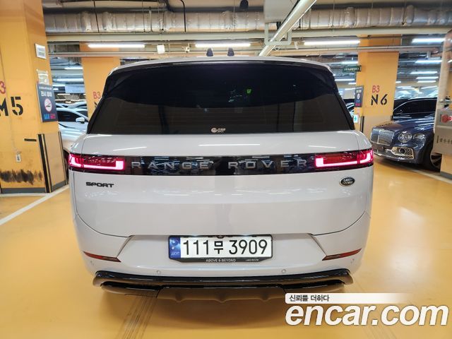 Land Rover Range Rover Sport 2023 — photo 5