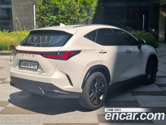 Lexus NX 2025 — photo 2