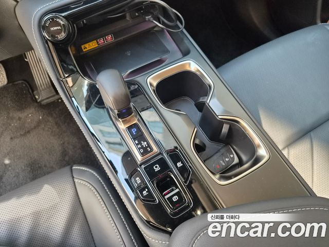 Lexus NX 2025 — photo 9