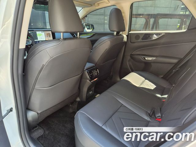 Lexus NX 2025 — photo 12