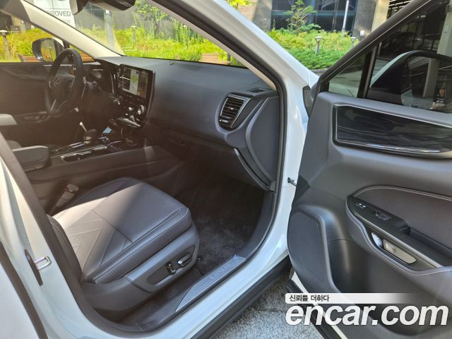 Lexus NX 2025 — photo 13