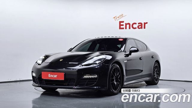 Porsche Panamera 2011 — photo 1