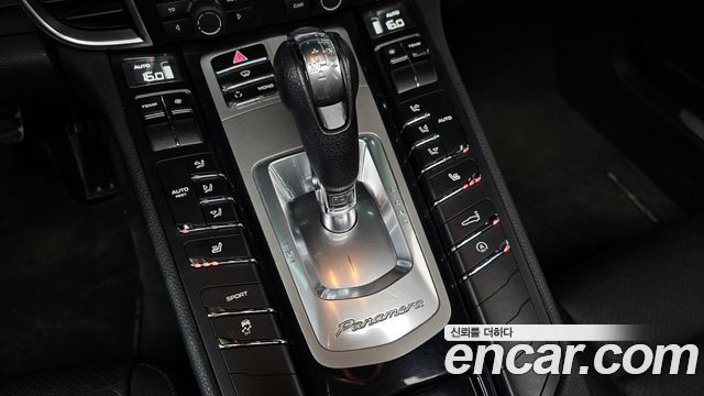 Porsche Panamera 2011 — photo 9