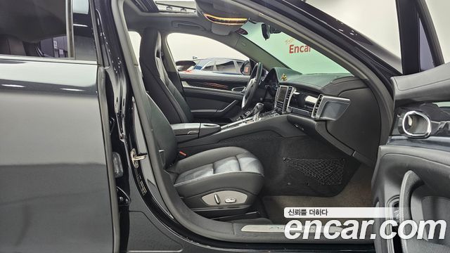 Porsche Panamera 2011 — photo 11