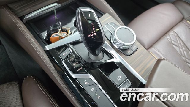 BMW Gran Turismo 2020 — photo 12