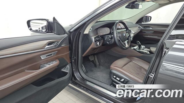 BMW Gran Turismo 2020 — photo 13