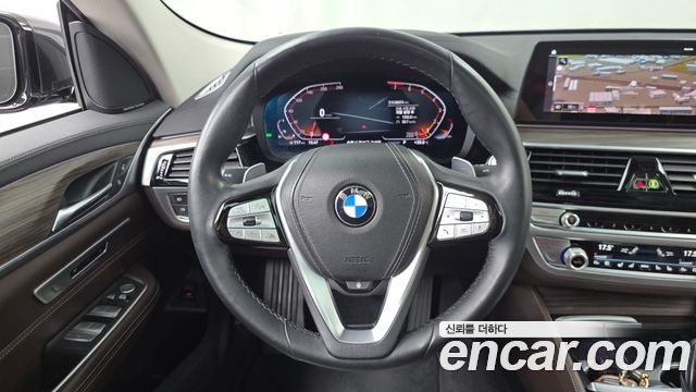 BMW Gran Turismo 2020 — photo 18