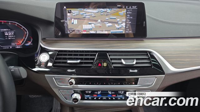 BMW Gran Turismo 2020 — photo 19