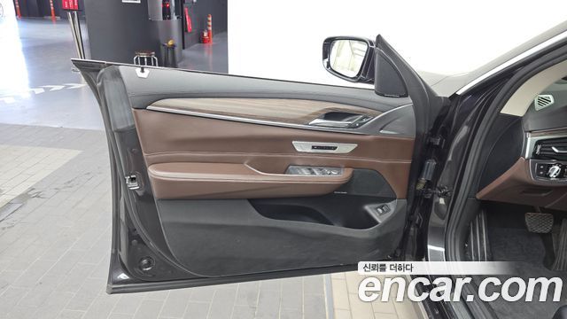BMW Gran Turismo 2020 — photo 14