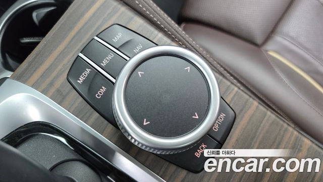 BMW Gran Turismo 2020 — photo 27