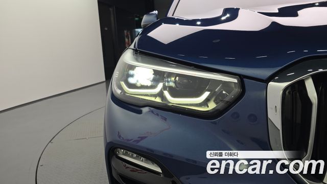 BMW X5 2020 — photo 8