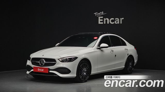 Mercedes-Benz C-Class 2022 — photo 1