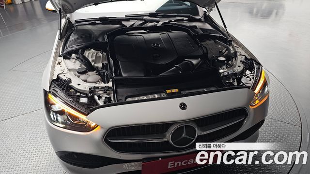 Mercedes-Benz C-Class 2022 — photo 6