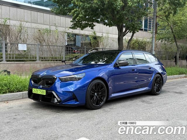 BMW M5 2026 — photo 2